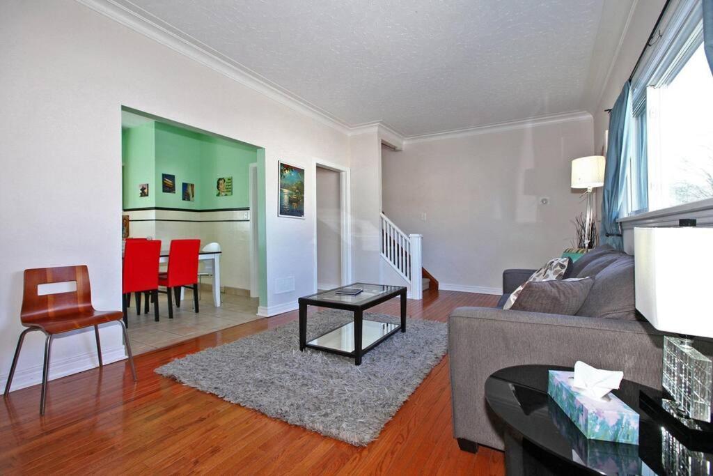 Niagara Skyline Park And Walk To The Falls & Wonderful Free Breakfast Deliverd Daily To The Rental Exterior photo